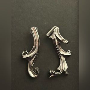 Oscar de la Renta Earrings